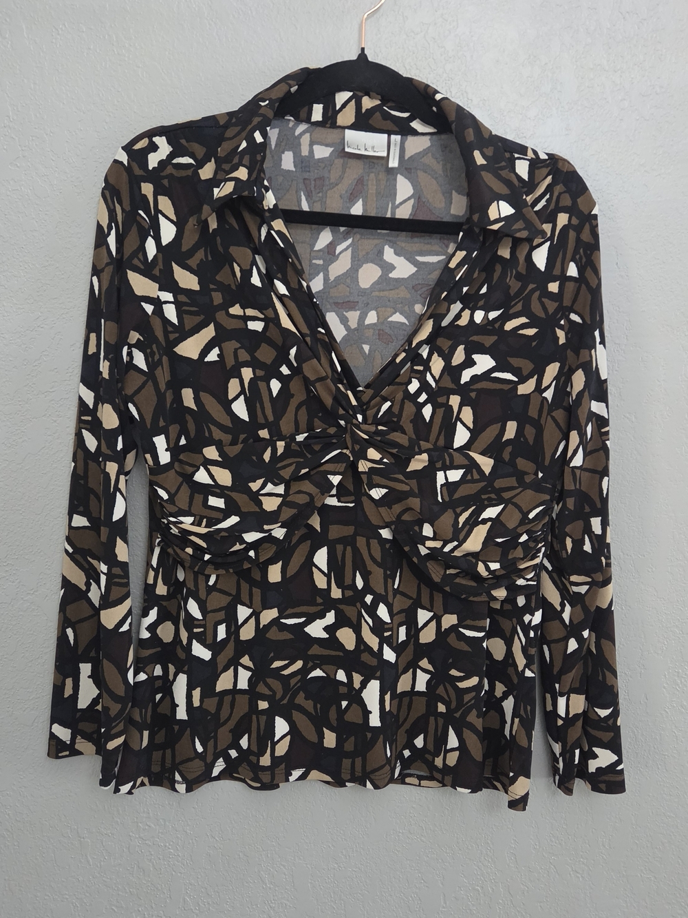 Nicole Miller Brown, Black & White Abstract Twist-Front Button Down Shirt